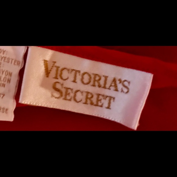 2 Victoria’s Secret above knee nightgowns. - Picture 7 of 8